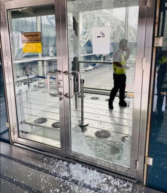 持假槍斧頭闖機場停機坪 泰國癮君子稱要劫機