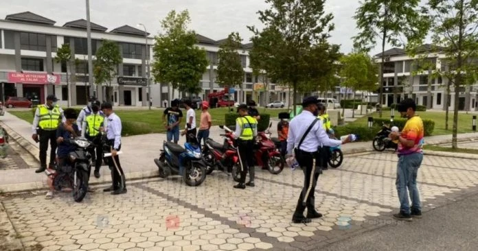 馬賽城飆摩哆黨死灰復燃　交警取締開81張罰單