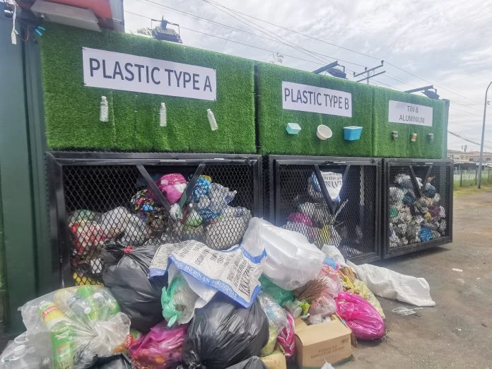民眾隨意丟棄 環保站淪垃圾站