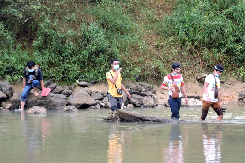 男子蒙面四肢捆綁  棄屍馬泰邊境河岸