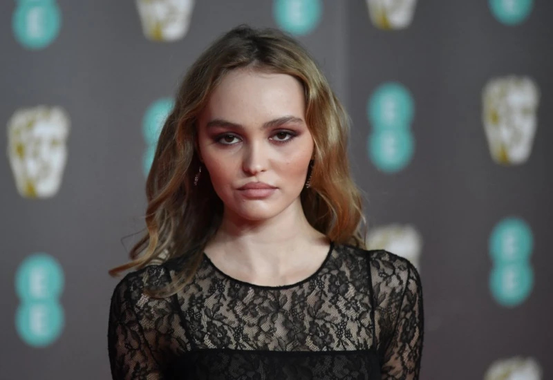 安珀赫德庭上再開炮　爆強尼戴普讓女兒13歲開始吸大麻