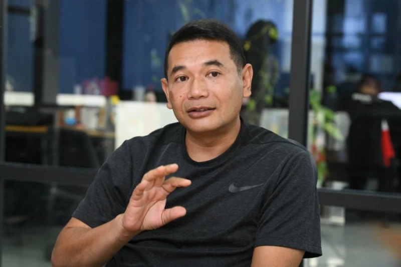 藍眼需重建實力靜候時機翻身 拉菲茲:重獲民心沒捷徑