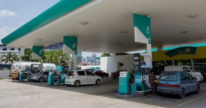 汽油需求開齋節增50％　油荒料持續至明天