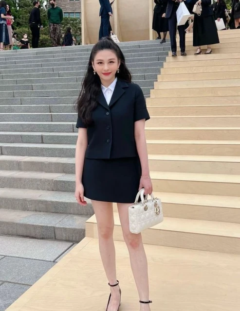 被瘋傳在韓國出道　沈月與大牌偶像交情好遭網民看衰