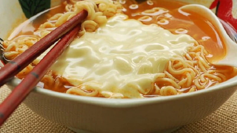 分享吃快熟面過開齋被批  事主盼網民高抬貴手