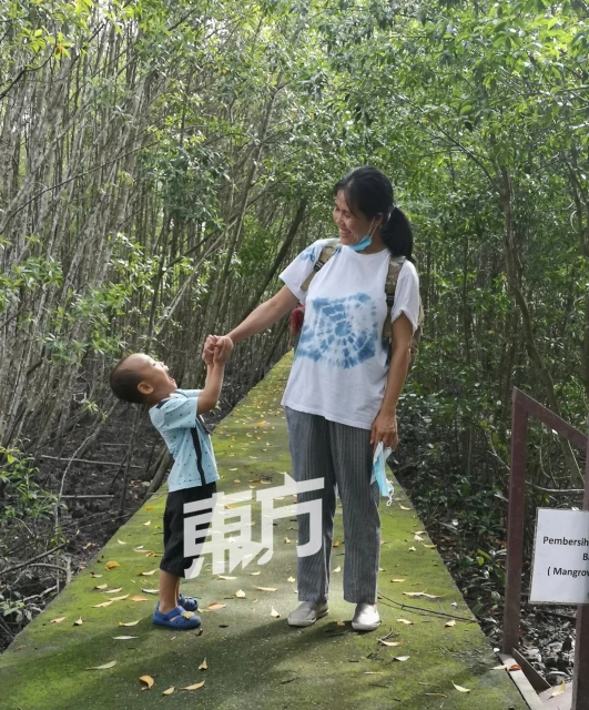 一拖二帶孩子上山下海　陳潔儀：享受與孩子同在的時光