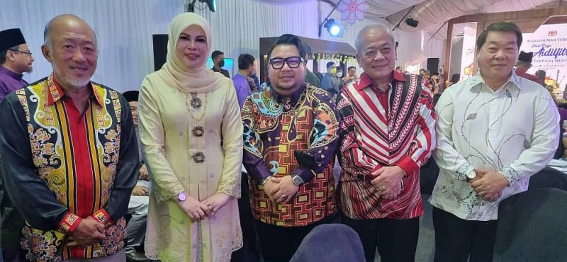 華總吳添泉黃益隆 出席首相內閣開齋節開放門戶