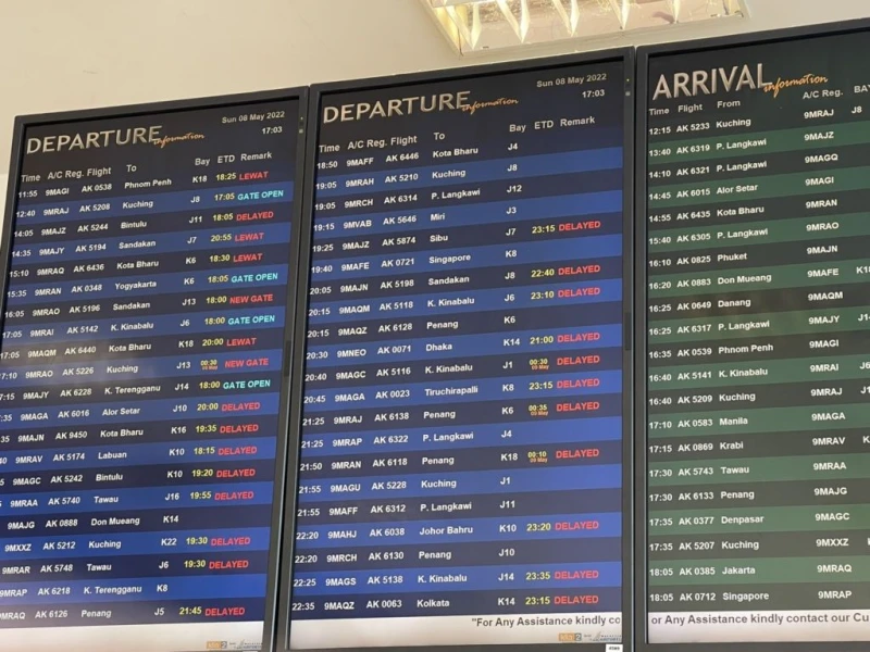 無法自助登機航班延誤逾3小時  乘客：亞航應賠償！