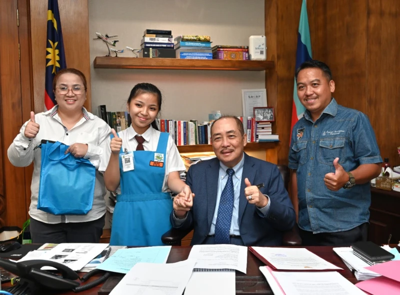 代表大馬參加世界表演藝術賽 沙巴首長給予2名學生祝福