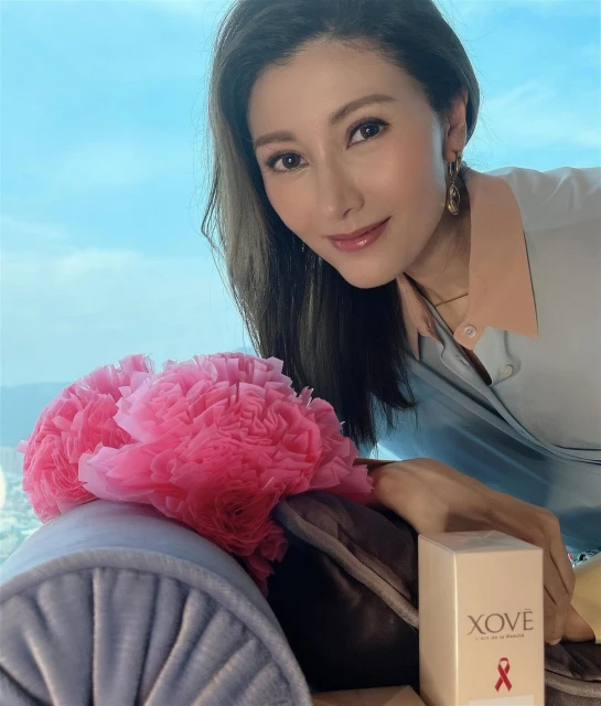 洪欣曬雙下巴扭轉負評　真面目反被讚美過李嘉欣！