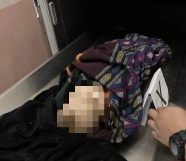 母親受重傷 6個月女嬰遭親戚砍死