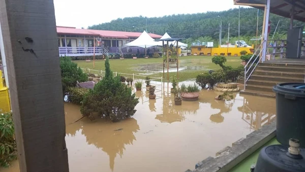 水災惡化 丹南保佛24校關閉 4256學生受影響