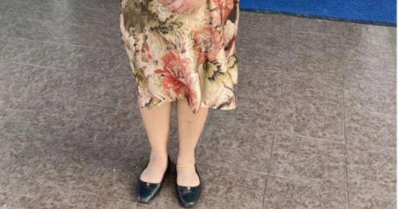 女穿過膝裙仍禁入政府大廈 保安員被斥濫用職權