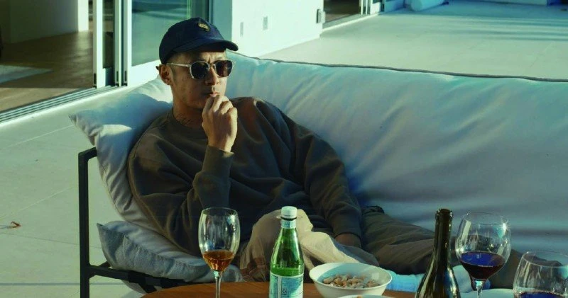 余文樂飛機上恐慌症發作　求救喊「我快死了」嚇壞空姐