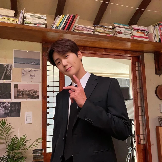 甩「逼女友墮胎」風波　金宣虎7月將出演舞台劇