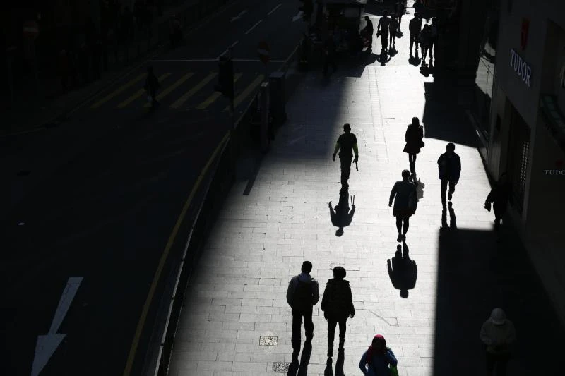 香港性騷擾調查：在網上遭受性騷擾的男子比女性多