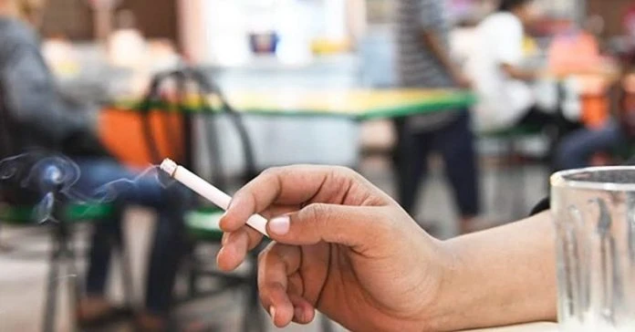 無視禁菸令終付出代價 菸民將被罰250需60天內繳付