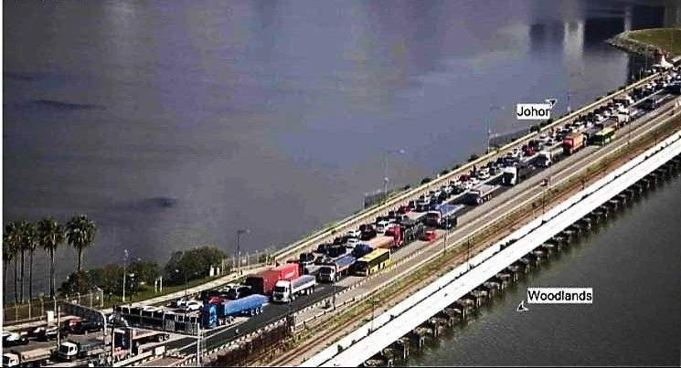 衛塞節長周末　新山市區商家生意火熱