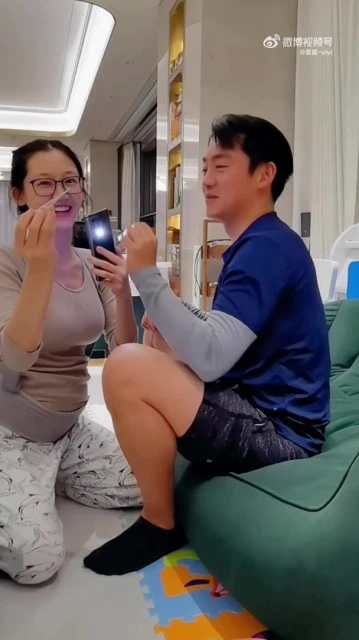 鄭愷被魚刺卡喉折磨24小時　求醫無效竟靠太太一招搞定