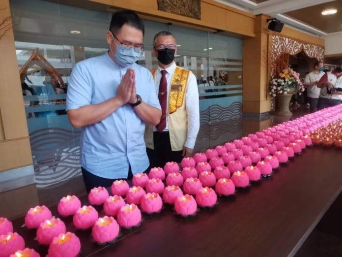 馬華凍結鄭修強吳池池黨籍5年 可在14天內上訴