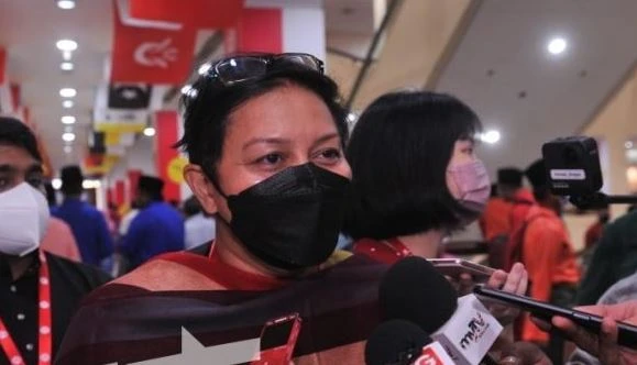 阿莎麗娜冀反跳槽法 可在全國大選前順利通過