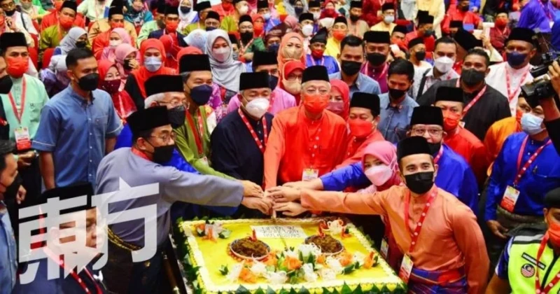 巫統特大聲浪表決　通過大選後黨選動議