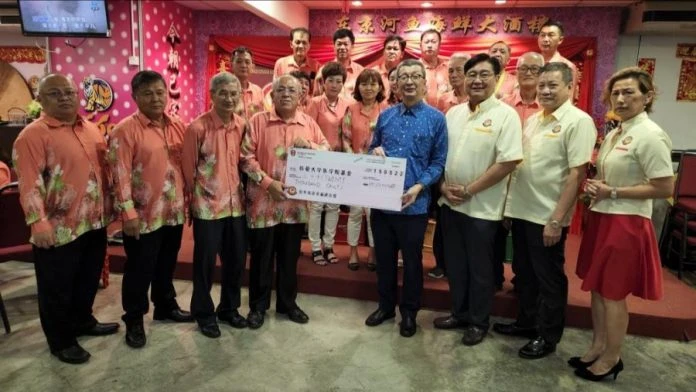 而連突華小工委會拒爪夷文納入課程 林福山:表達心聲行為應受捍衛