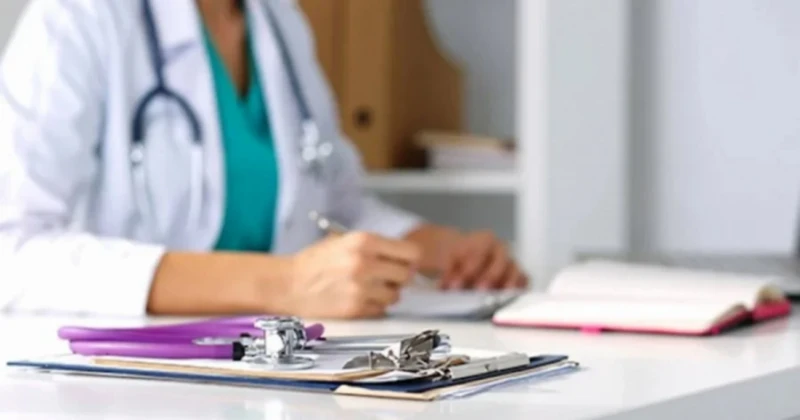 醫生分享實習經歷暖心事 獲准放假照顧不足1歲病兒