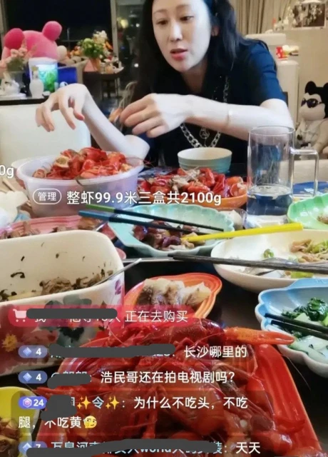 直播言論頻惹議  陳浩民夫妻「吃小龍蝦只吸中間味道」遭批浪費