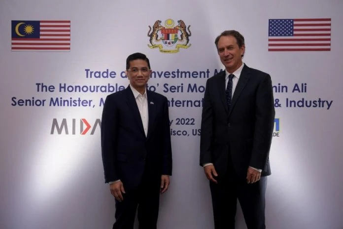 美國Ferrotec在馬設廠投資逾5億 阿茲敏:Nextracker擬擴充大馬業務