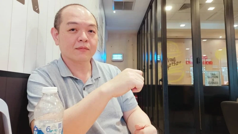 【獨家】不法商家勾結詐騙集團  手機偷拍消費者扣帳卡