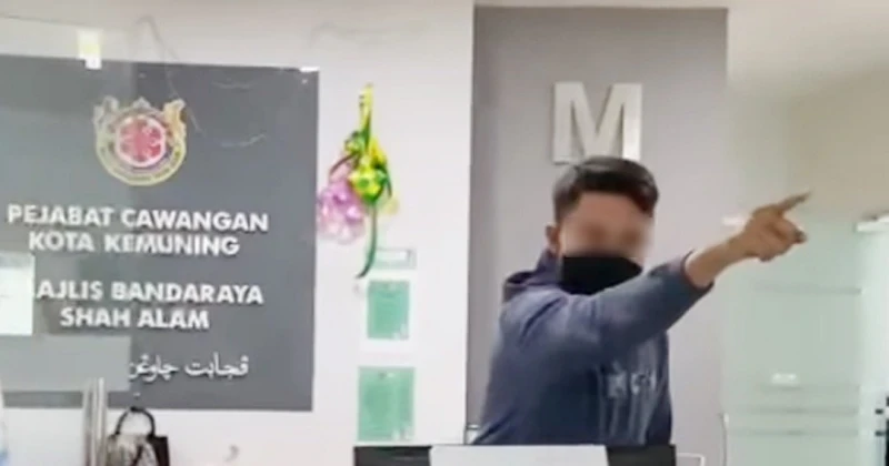 領取排隊號碼發生誤解 官員呼喝1民眾引激烈爭執