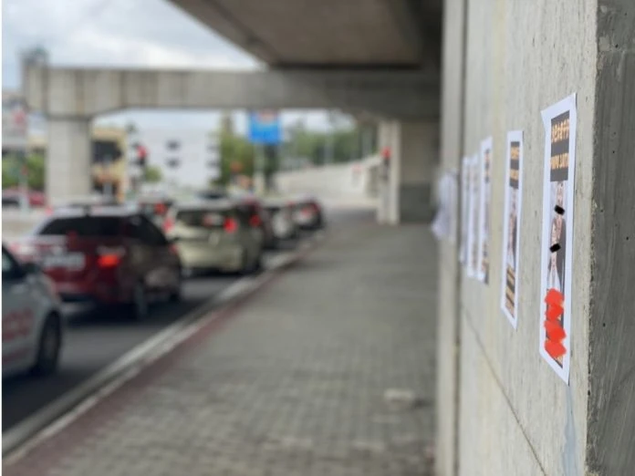 張貼非法海報 市政廳將對付