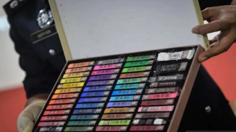 大馬警方偵破近5萬令吉蠟筆藏毒走私案