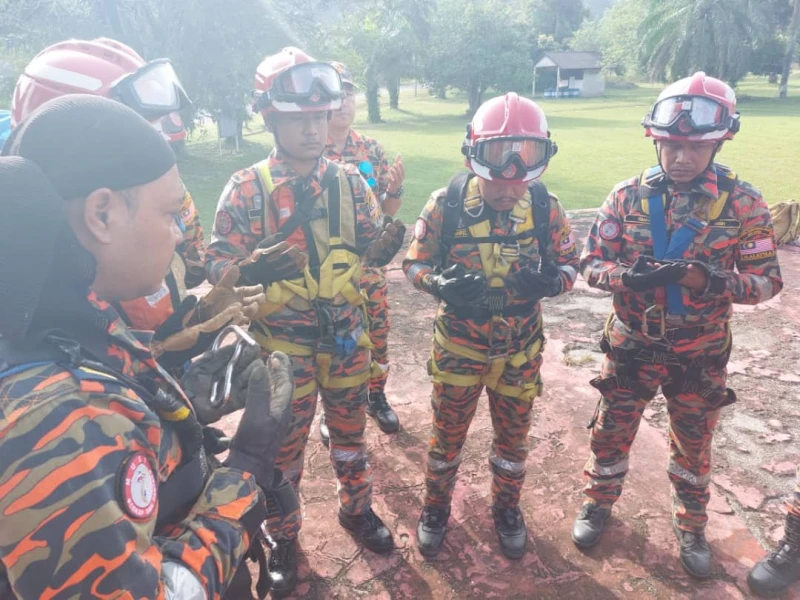 六旬華男暴斃山上　消拯隊今早出動直升機運載遺體