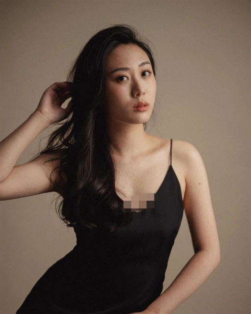 56歲李麗珍近照曝光！　同框愛女網驚嘆：顏值基因太強