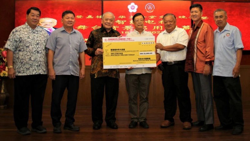 吳添泉：國家面對艱巨挑戰 華總華堂應反映民情