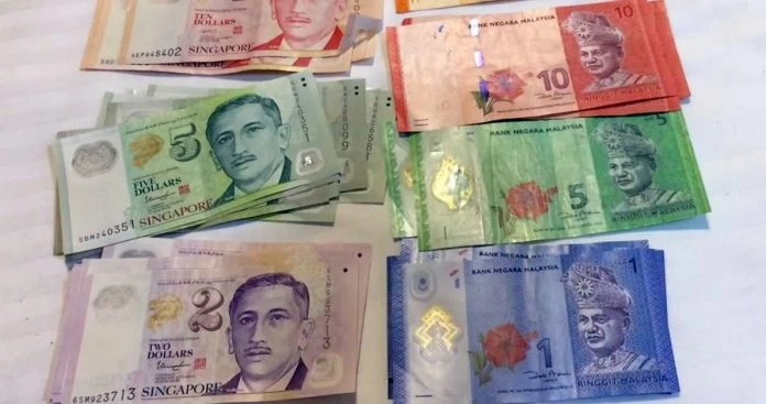 令吉貶值引大馬護士出走潮   為優渥待遇選擇去新加坡