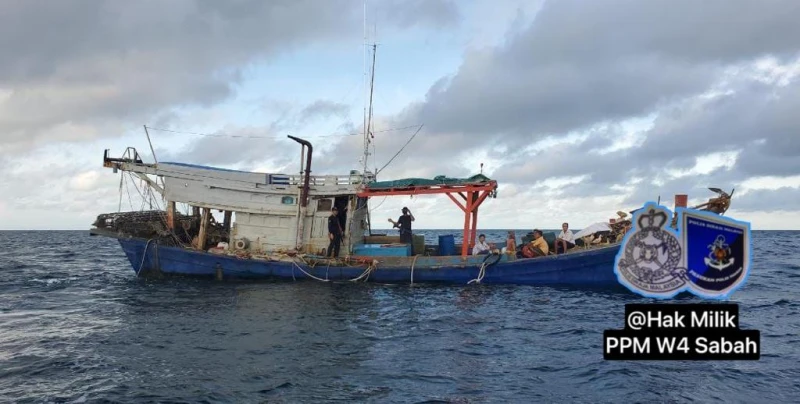 2艘越南漁船非法闖入捕撈 被沙巴水警扣查11人落網