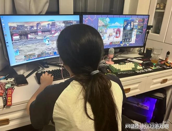 48歲阿姨不愛廣場舞,沉迷DNF打團,被兒媳婦一通亂殺!