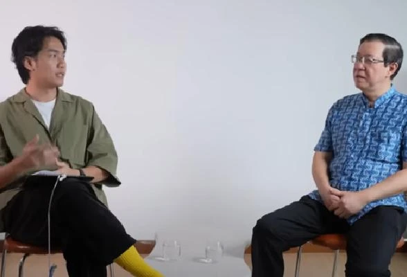 林冠英上網紅節目被問 「你會覺得納吉先出來,還是你先進去?」