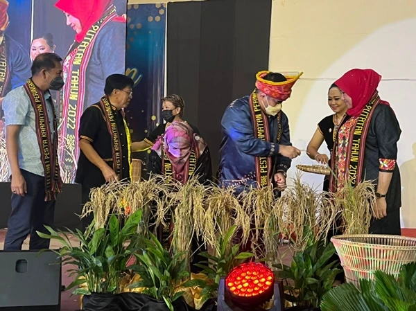 多元族群共慶豐收節 沙成「大馬一家」楷模