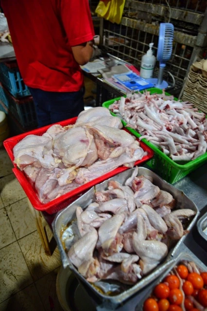 政府禁出口肉雞屬短期措施　陸兆福：大型養雞場或有違約風險