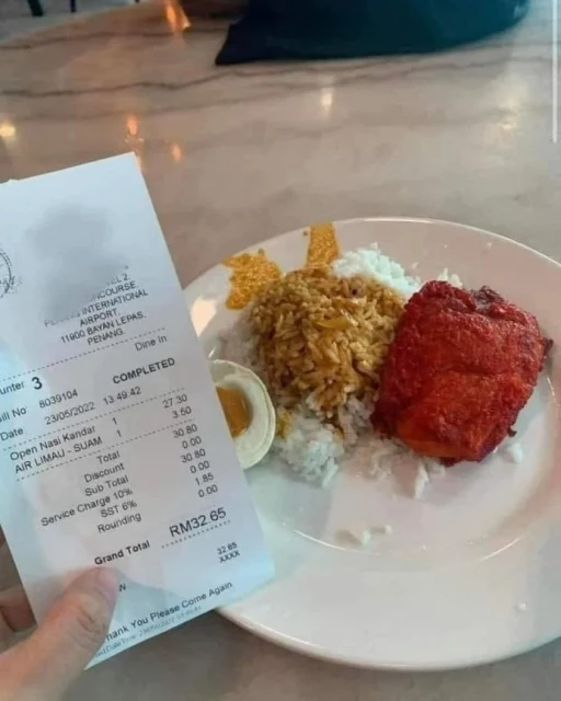 點餐前沒問價錢 一盤飯一塊雞胸要價逾27令吉