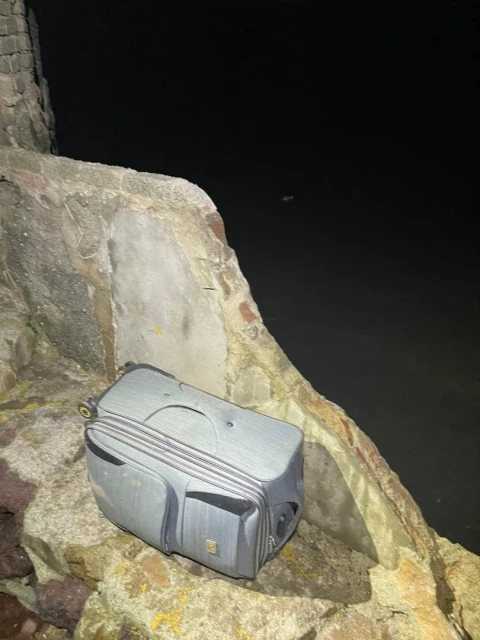 百萬令吉冰毒裝行李箱留海邊待販運出國　遭森甲海事執法機構充公