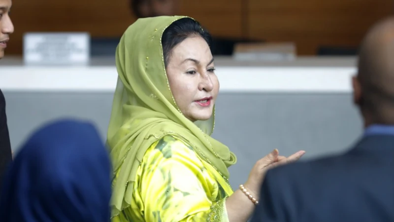 【一馬案】百萬令吉手鐲歸誰？ 珠寶商吁羅斯瑪棄申索