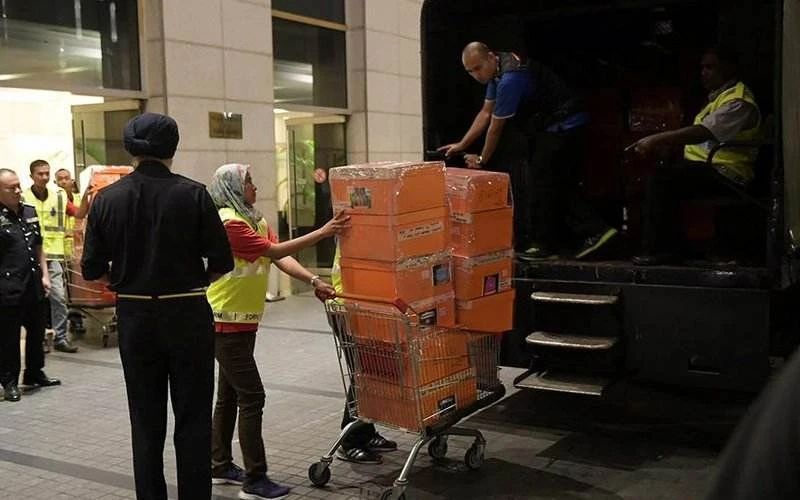 【一馬案】百萬令吉手鐲歸誰？ 珠寶商吁羅斯瑪棄申索