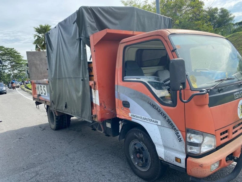 疑駕摩哆闖紅燈被撞　17歲中學生頭部受創身亡