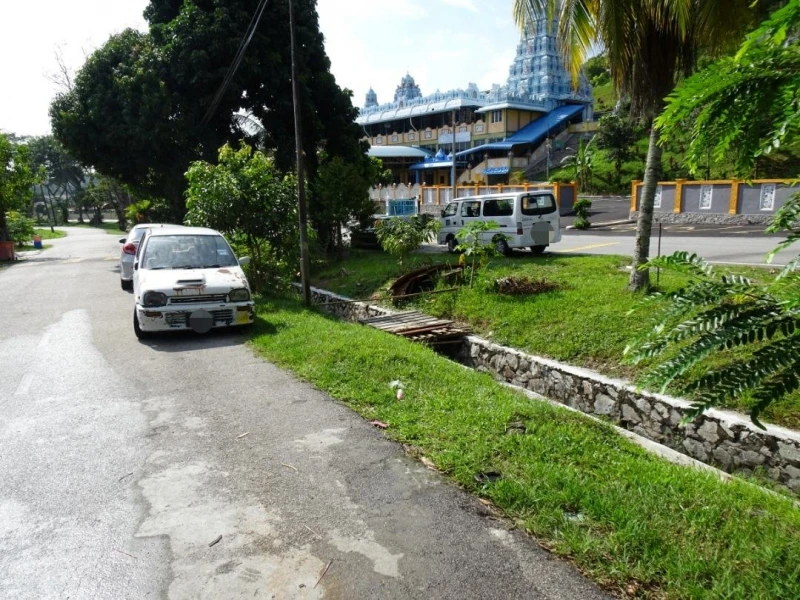 尾隨姐姐登巴士　1歲4個月大女童被校巴碾斃