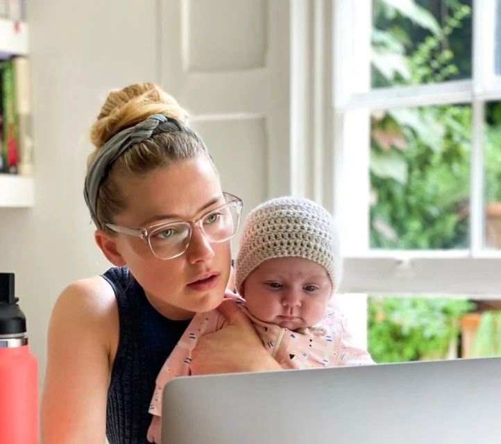 「人人都想殺了我！」　安珀赫德庭上痛哭控訴遭恐嚇